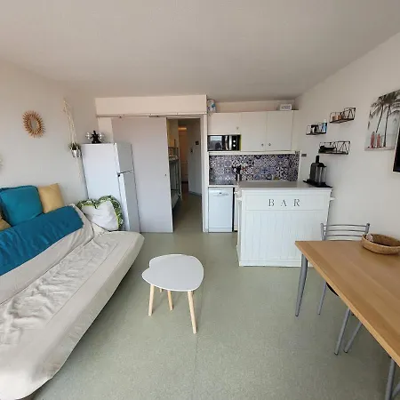 Reves Sales Apartmán *